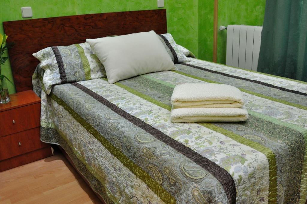 Far Home Plaza Mayor Мадрид Екстер'єр фото
